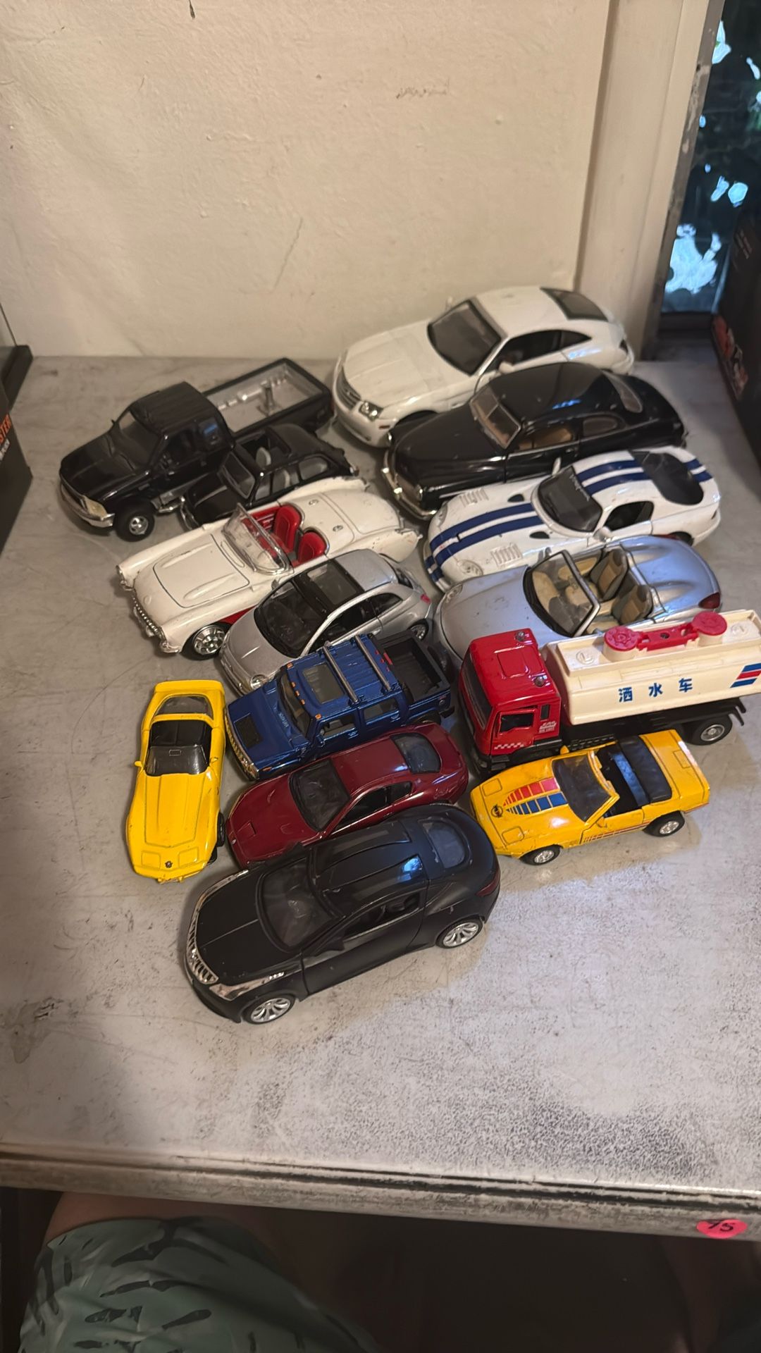 Diecast car lot 