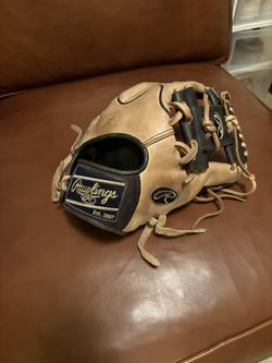Rawlings Heart of the Hide R2G 11.5" Baseball Glove: PROR204W-2NC (Tan,Gold,Navy)