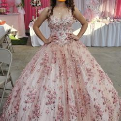 Vestidos De Quinceañera Size XS. 
