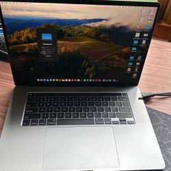 MacBook Pro 16 In 