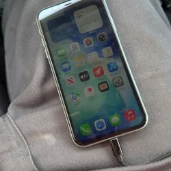 iPhone 11 64gb Green Unlocked Great Condition