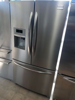 Frigidaire Gallery stainless steel french door refrigerator - Free delivery