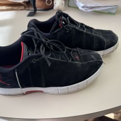 Jordan TE 2 Low Men’s Shoes Size 8 black Red White A01696-001