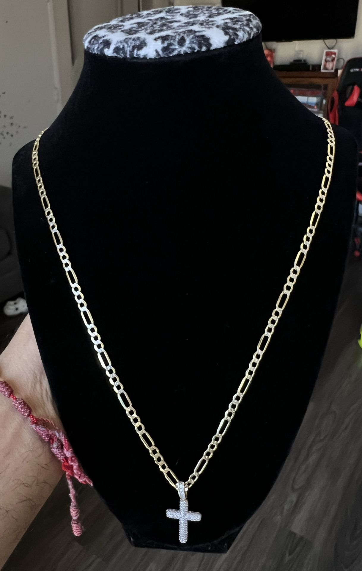 14k Figaro Chain With Cross Pendant 