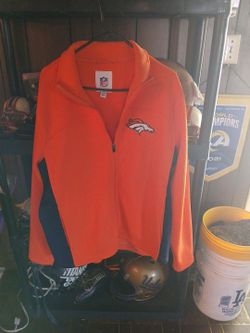 Denver Broncos jacket/sweater XL