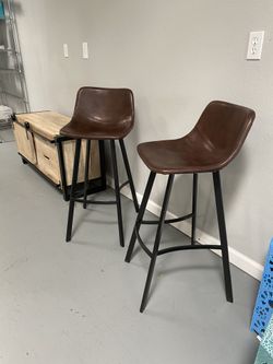 Barstool