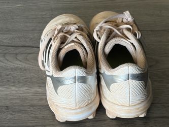 Boys Adidas cleats. Size 4.5