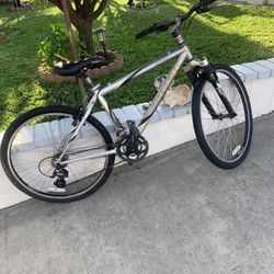 Trek 820 Mens Bicycle 