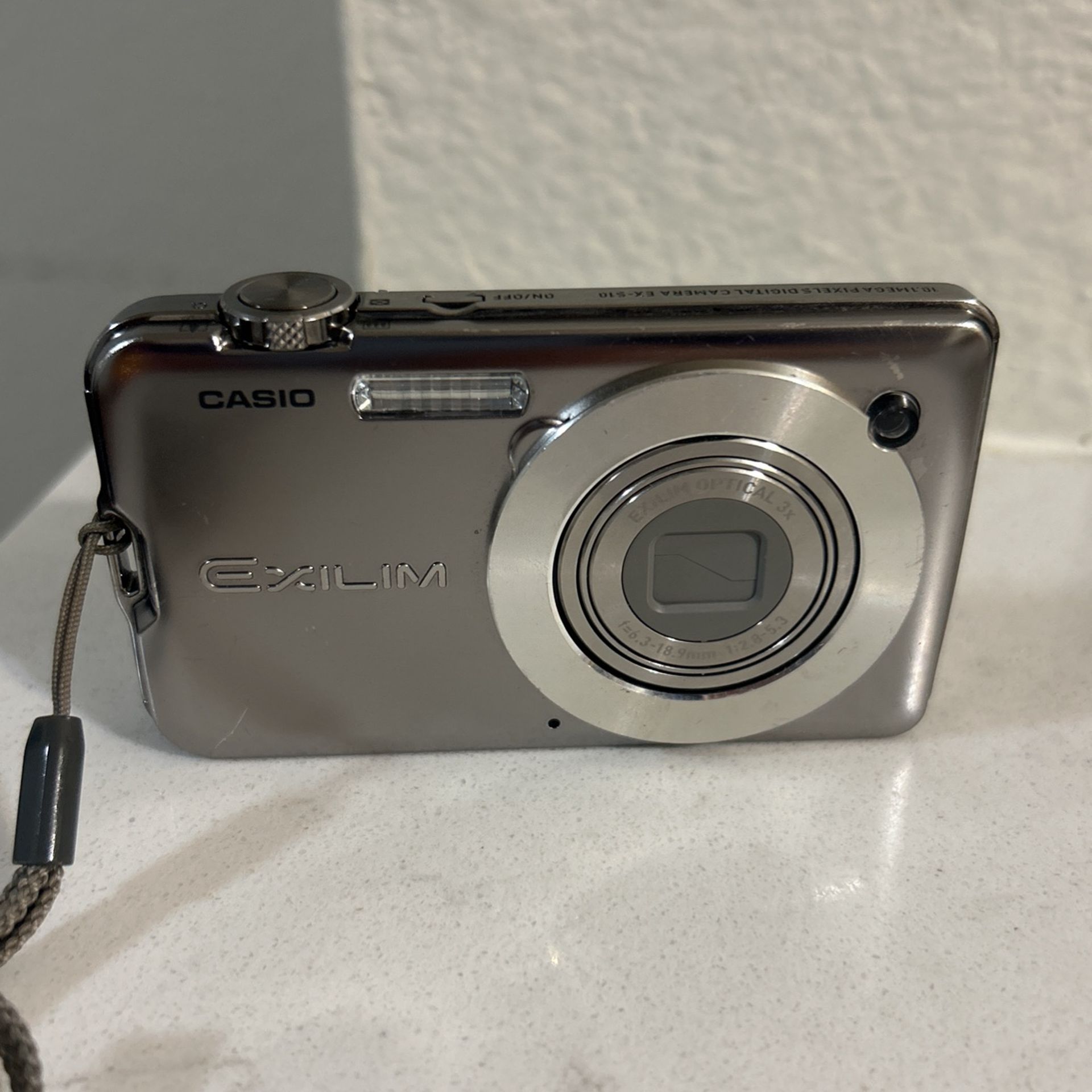 Casio Exilim EX S10a Digital Camera