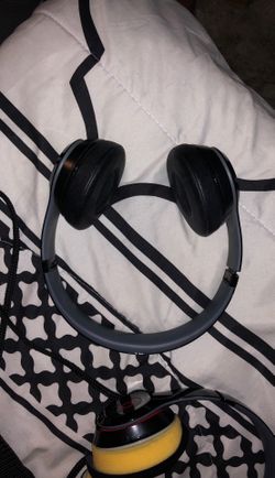 Beats solo 2