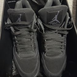 Jordan 4 Black Cat