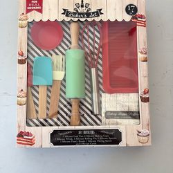 New Kids Silicone Baking set $12