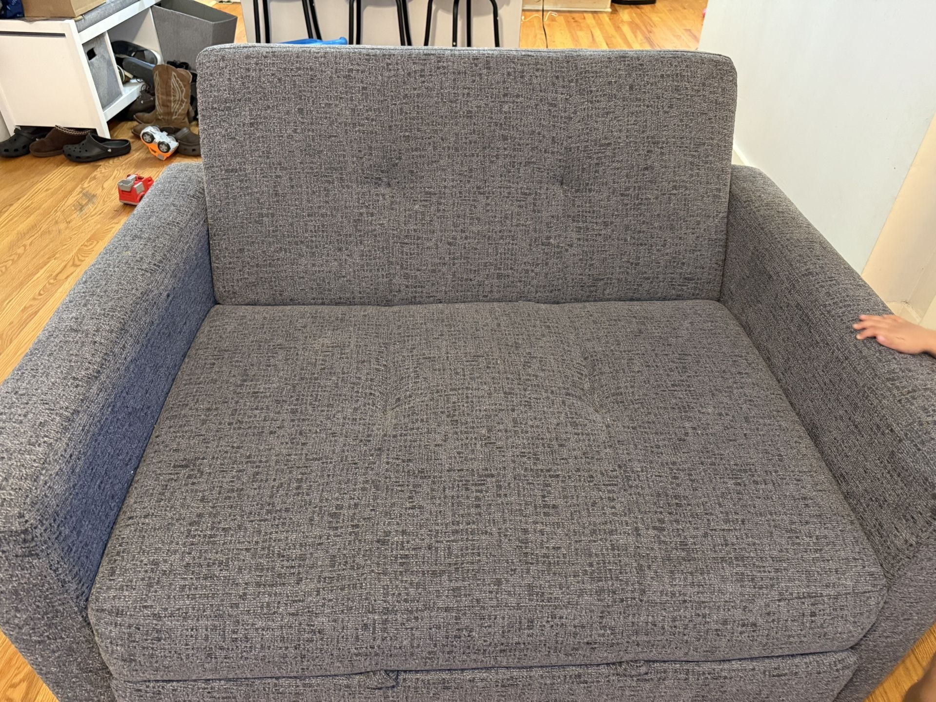 Chair / Bed