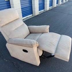 Small Recliner