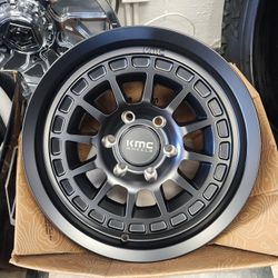 New 17" KMC KM719 off road wheels rims  Chevy GMC Toyota Tacoma 4runner Lexus GX470 Nissan AMANDA TITAN 