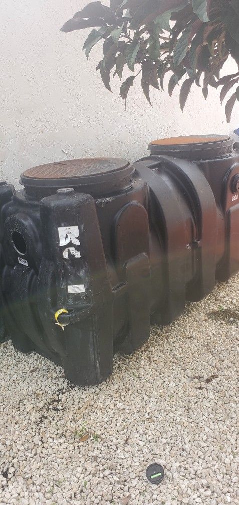 for sale grease interceptor si250 schier has small dent