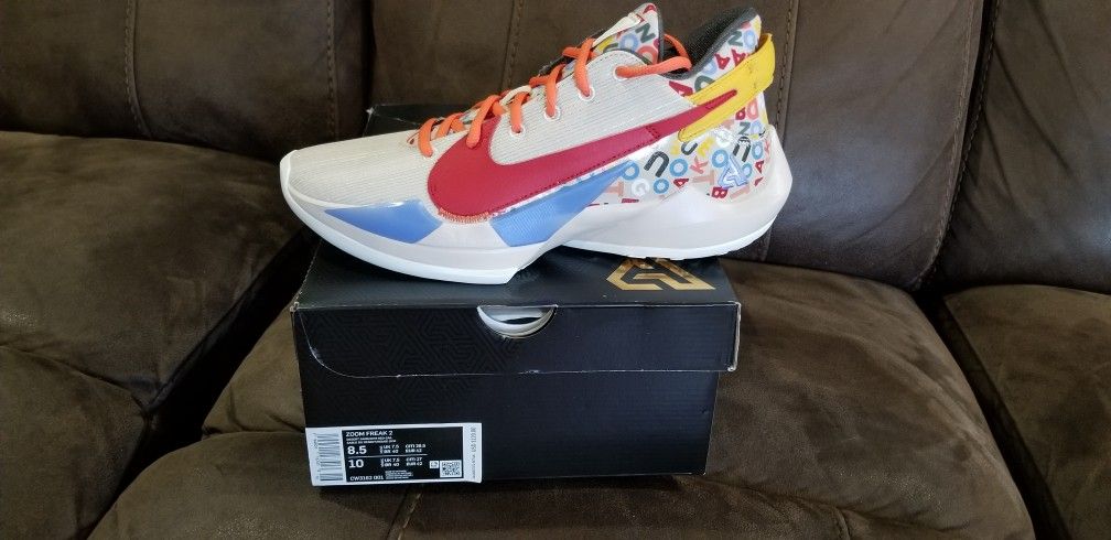 Zoom Freak Letter Bro Size 10W Brand NEW