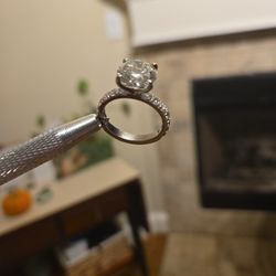 Grown Diamond Round And Brilliant