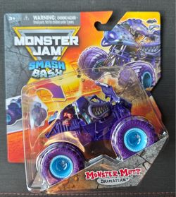 Monster Jam Smash & Bash JCB DIGATRON & MONSTER MUTT