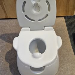 Munchkin Arm & Hammer Multi-Stage 3-in-1 Potty