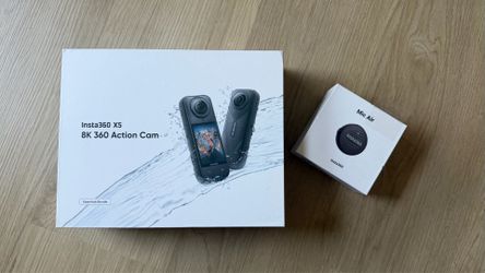 Insta360 X5 Essential Bundle