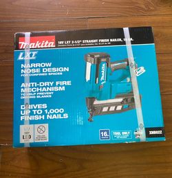 Makita 18V LXT Lithium-Ion 16-Gauge Cordless 2-1/2 in. Straight Finish Nailer (Tool Only 