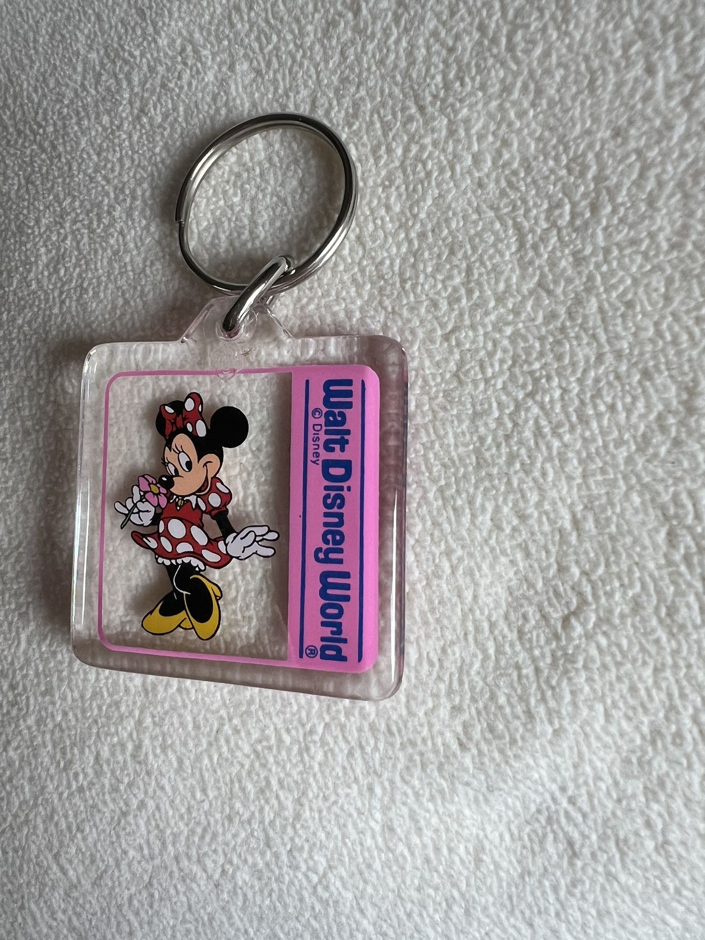 Minnie Mouse (NEW)Key Chain