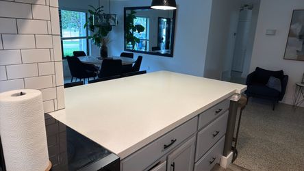 Quartz countertop