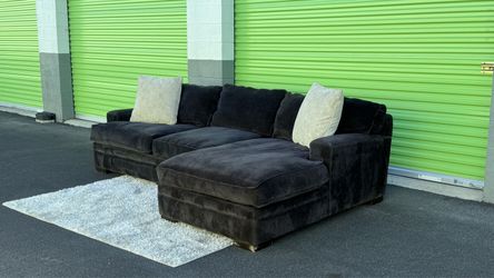 Free Delivery | Dark Gray 2-Piece Chaise Sectional | Excellent Condition
