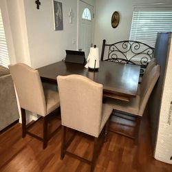 Wood Table And Four Chairs 