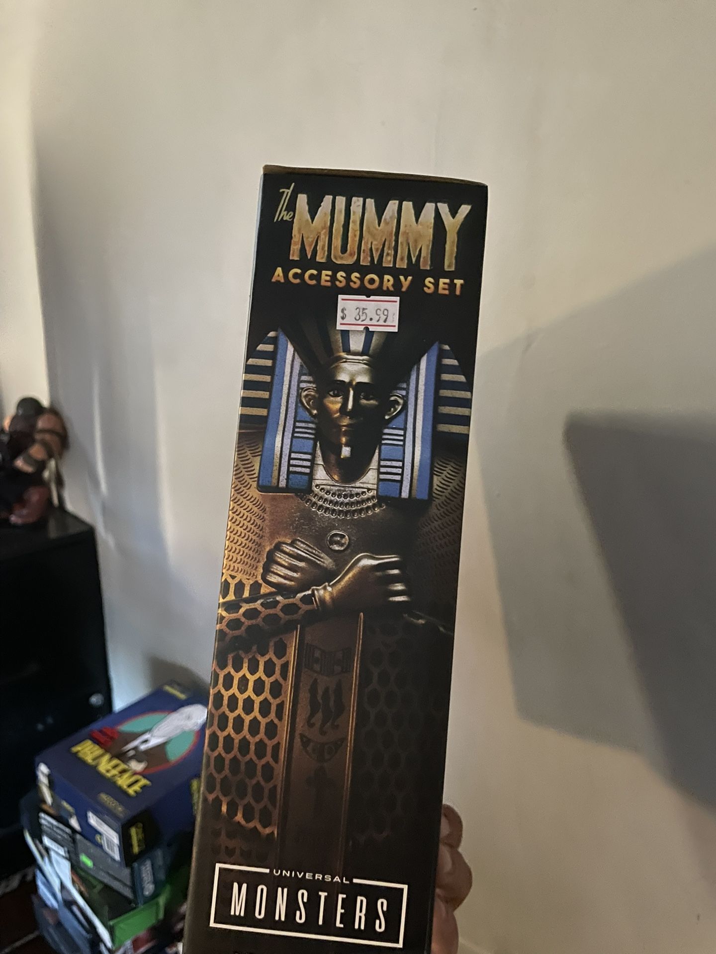 Neca Mummy Accessory Set