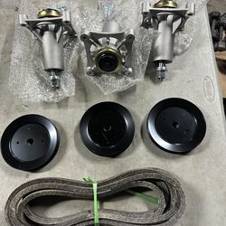 Lawnmower spindle repair kit