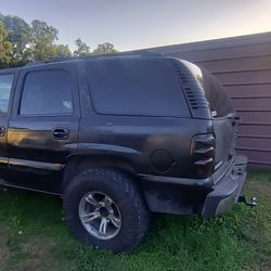 2003 Chevy Tahoe 
