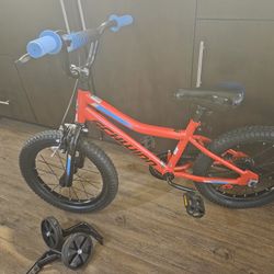 Schwinn Kids Bike With Training Wheels