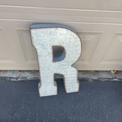 Letter R
