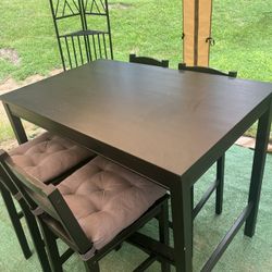 Dinner Table And Four Chairs 