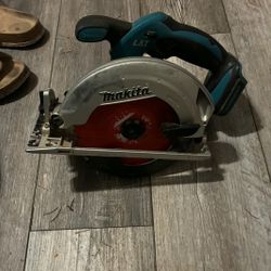 Makita 6-1/2 " Circular Saw 