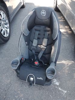 Evenflo baby car seat