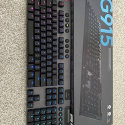 Logitech G915 Light speed keyboard