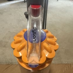 Dyson Vacuum Cleaner