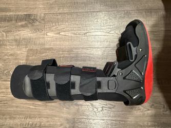 Medical boot