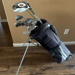 Golf Set Bundle w/TaylorMade R11 Driver