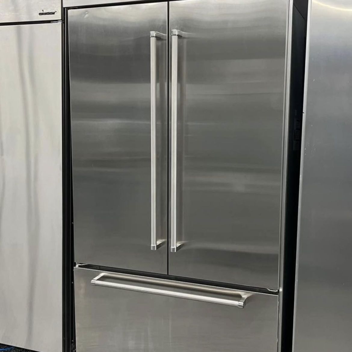 KitchenAid 42” French Door Built In Refrigerator 