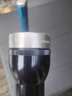 Vintage MAG-LITE VARI-BEAM FLASHLIGHT