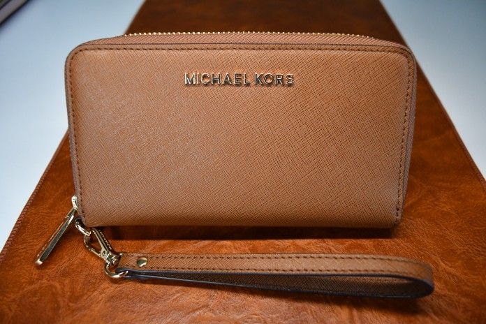 Michael Kors Wristlet