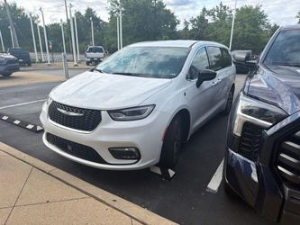 2024 Chrysler Pacifica Hybrid