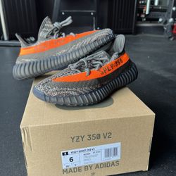 Yeezy Boost 350 V2