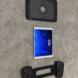 iPad Pro 10.5” gen 2 with gamevice and otter box