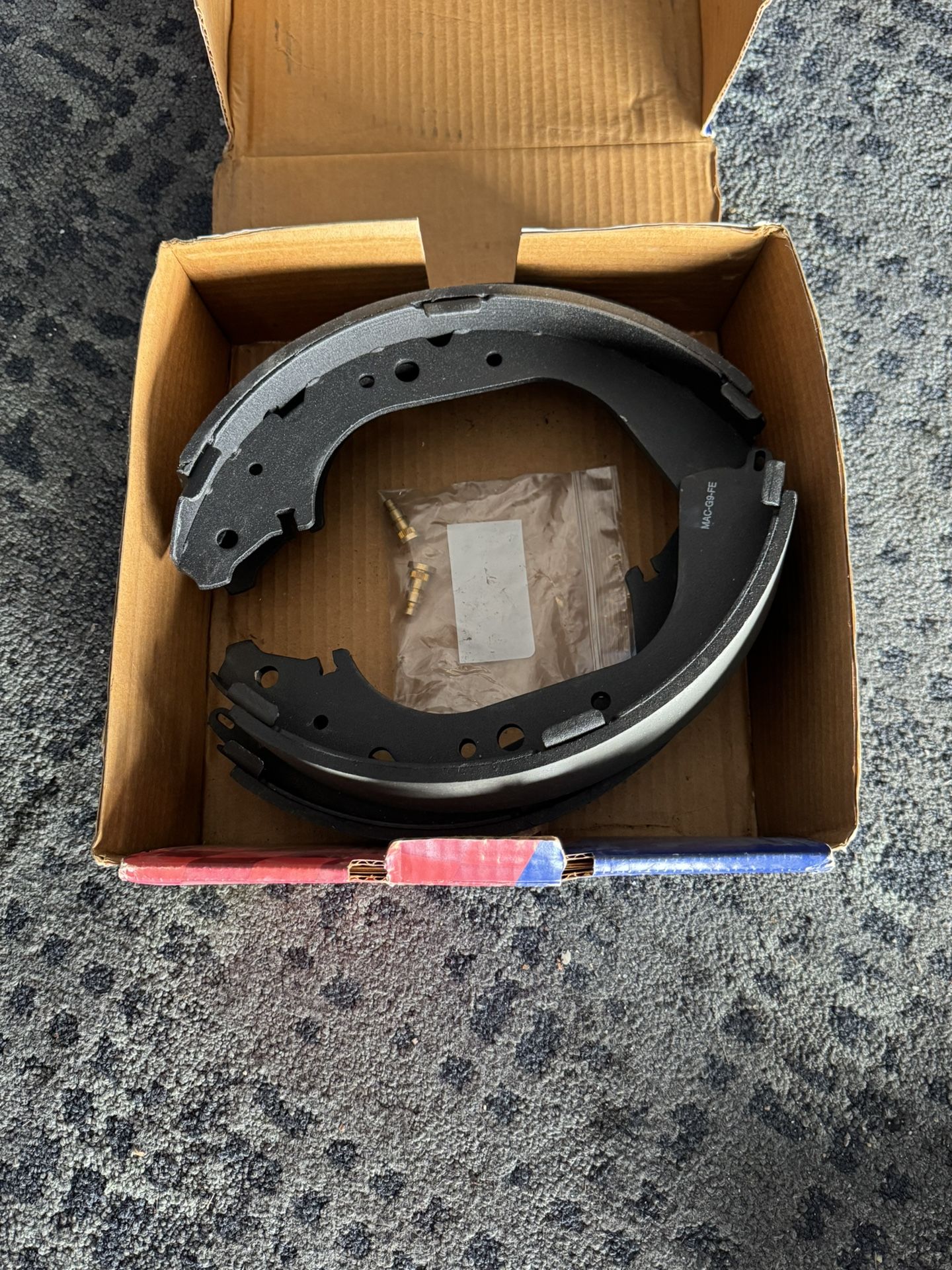 Duralast Brake Shoes Part # 589 Fits Tundra 03 & Others