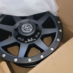 8lugs Wheels 17 Inch 4pcs $800
